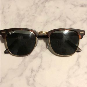 Polarized club master ray bans (scratches on lens)